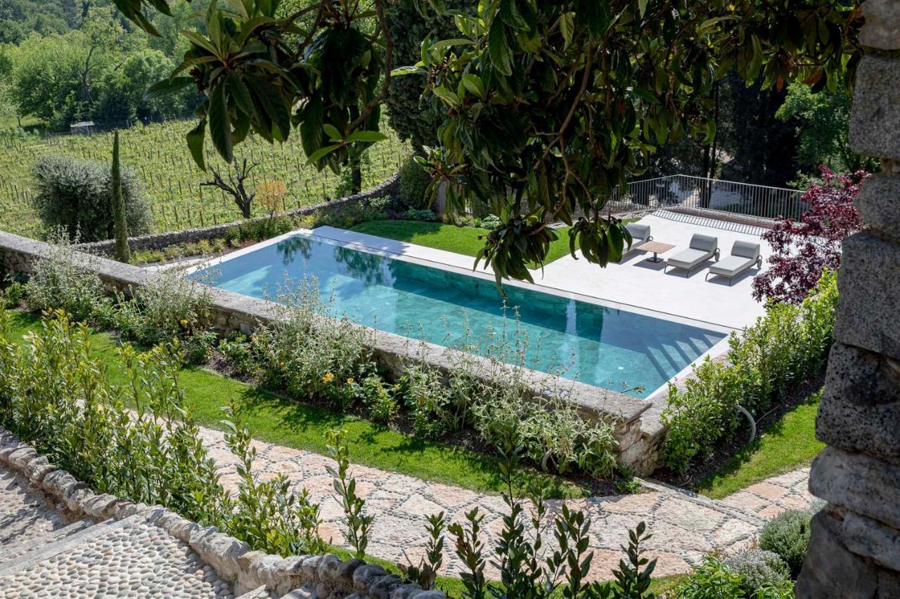 Eremus Relais Aparthotel Лонато Екстериор снимка