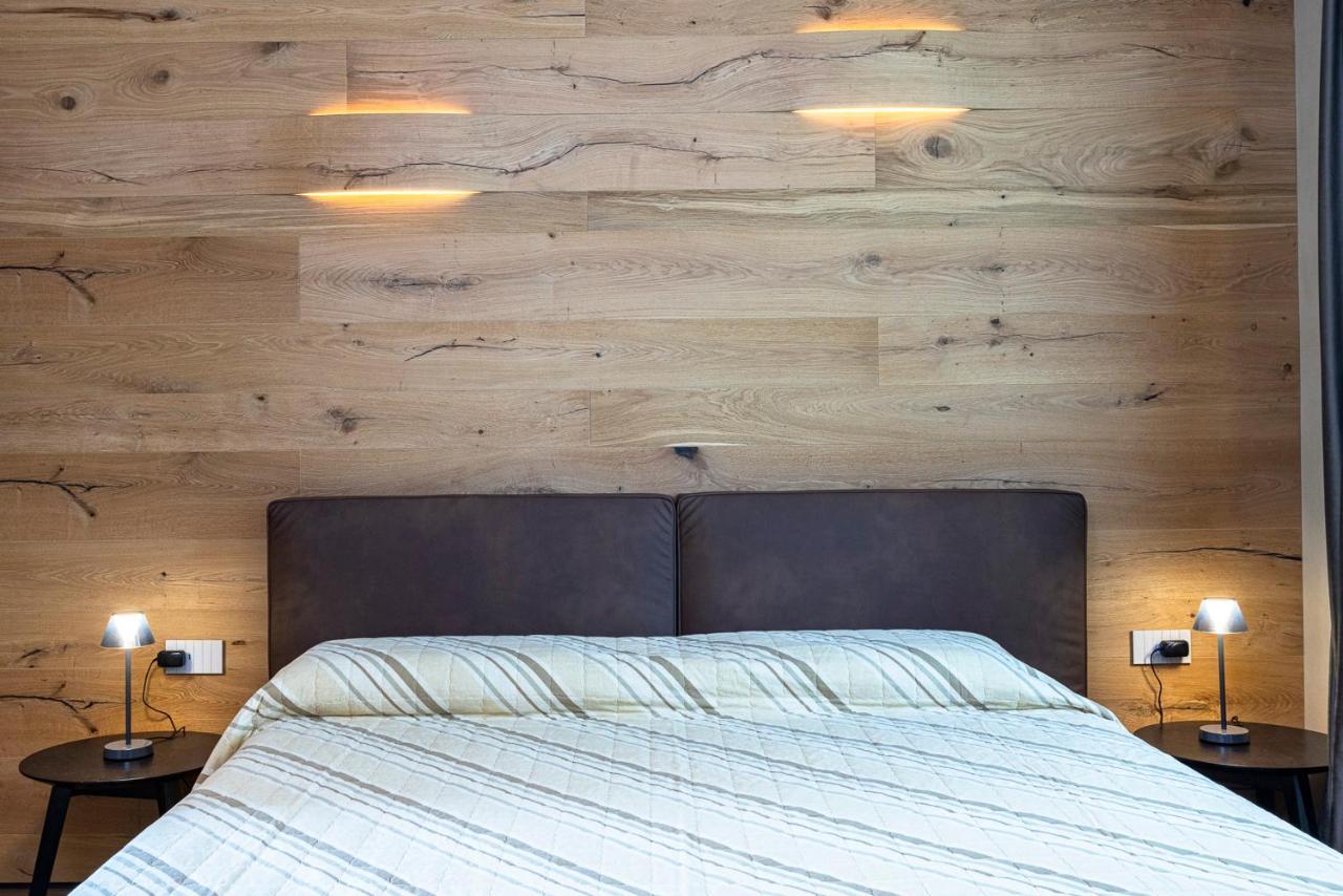 Eremus Relais Aparthotel Лонато Екстериор снимка